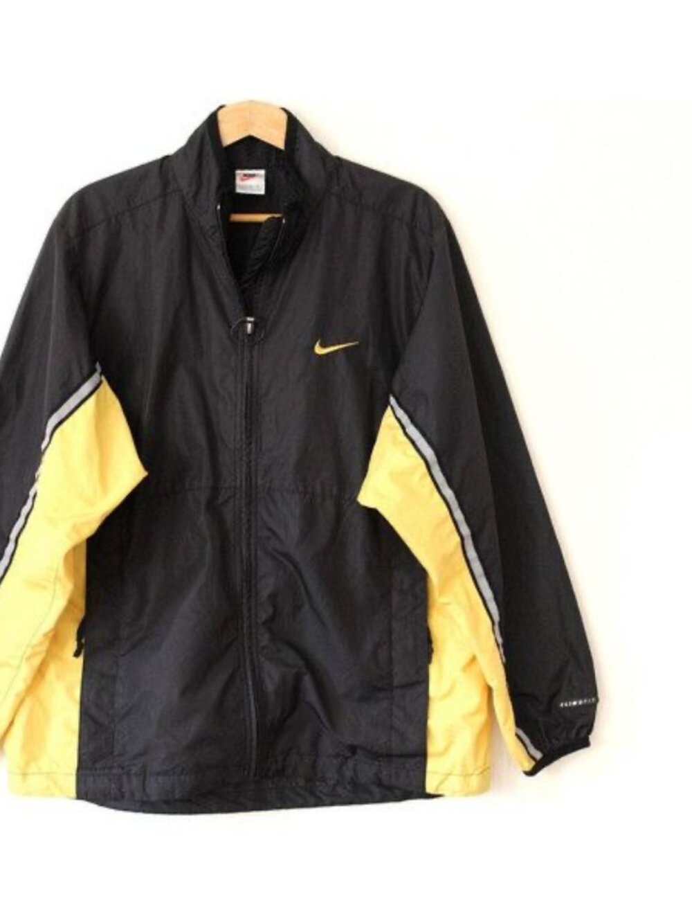 Nike Vintage 90s Windbreaker — Black & Yellow, Size S